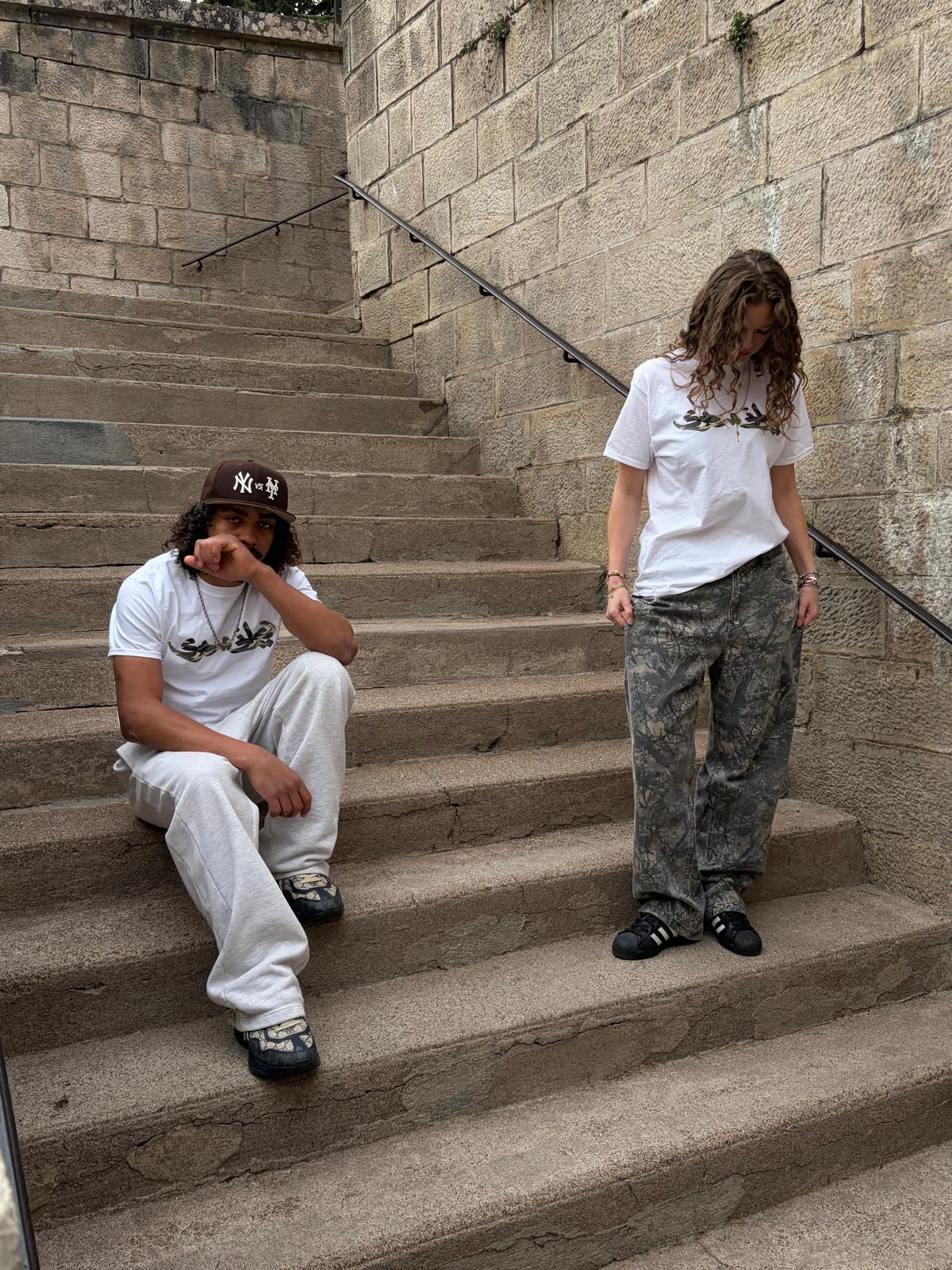tee "camo" blanc